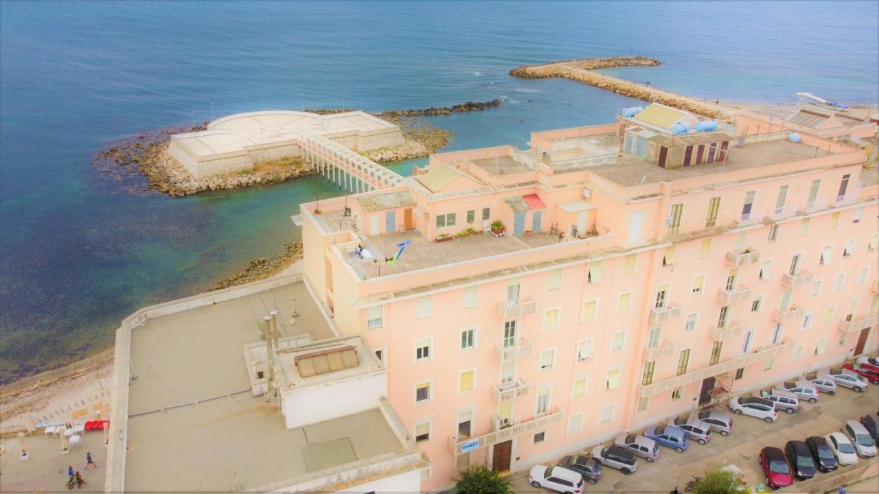 Bed and Breakfast Lupen III Civitavecchia Esterno foto